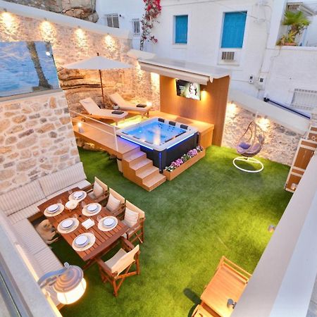 Villasonboard Rock Villa 3 Bed, 3 Bath, Jacuzzi, Seaside 埃尔米奥尼 外观 照片