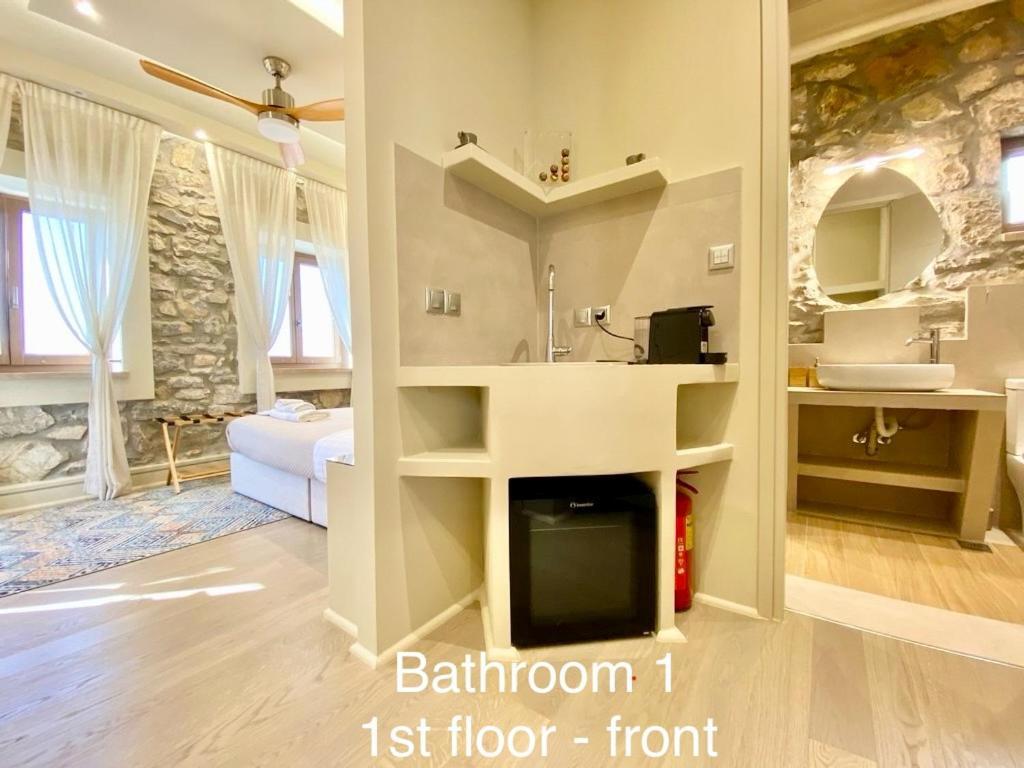 Villasonboard Rock Villa 3 Bed, 3 Bath, Jacuzzi, Seaside 埃尔米奥尼 外观 照片