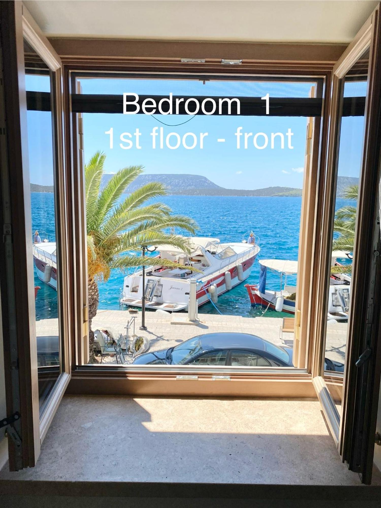 Villasonboard Rock Villa 3 Bed, 3 Bath, Jacuzzi, Seaside 埃尔米奥尼 外观 照片